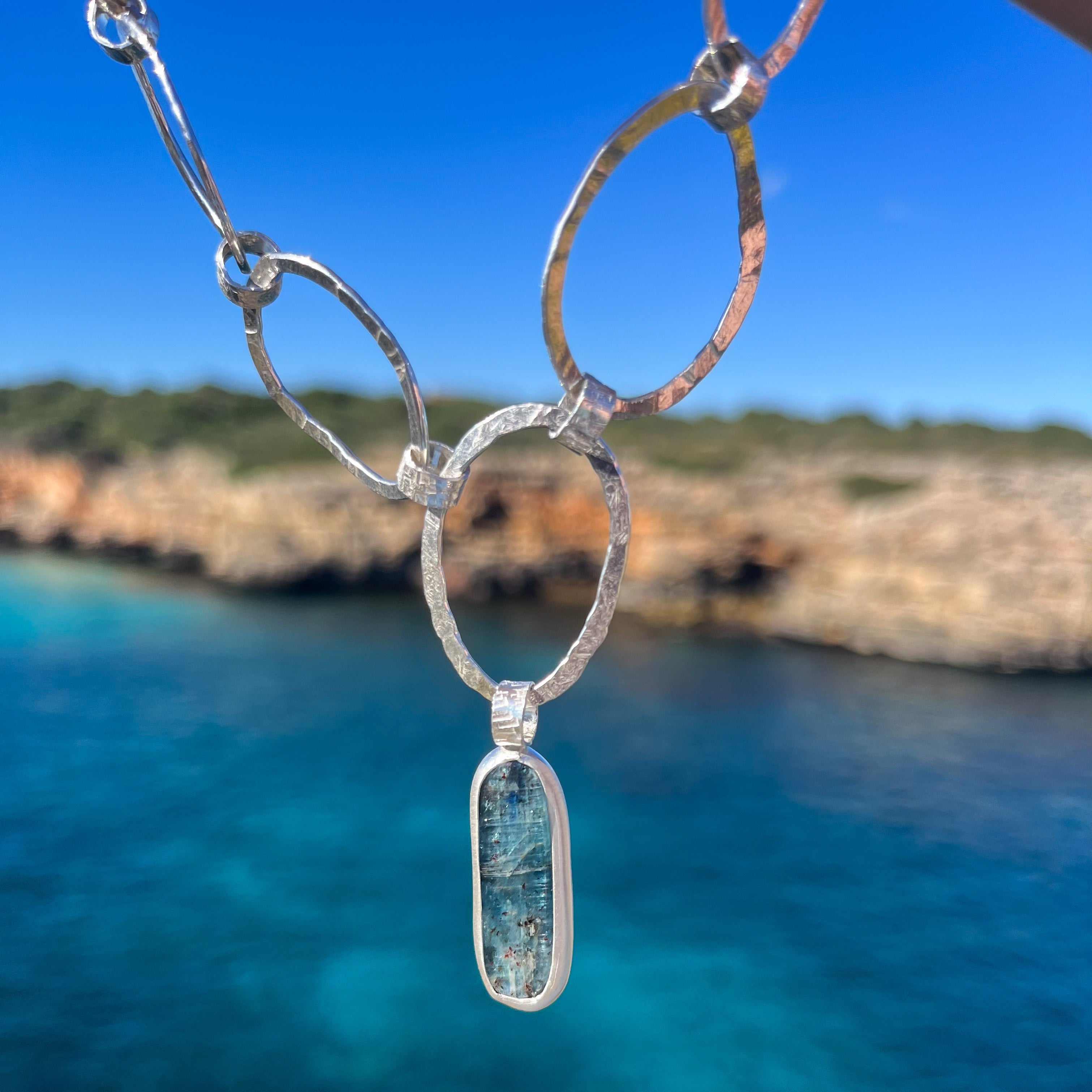 Collar Cianita