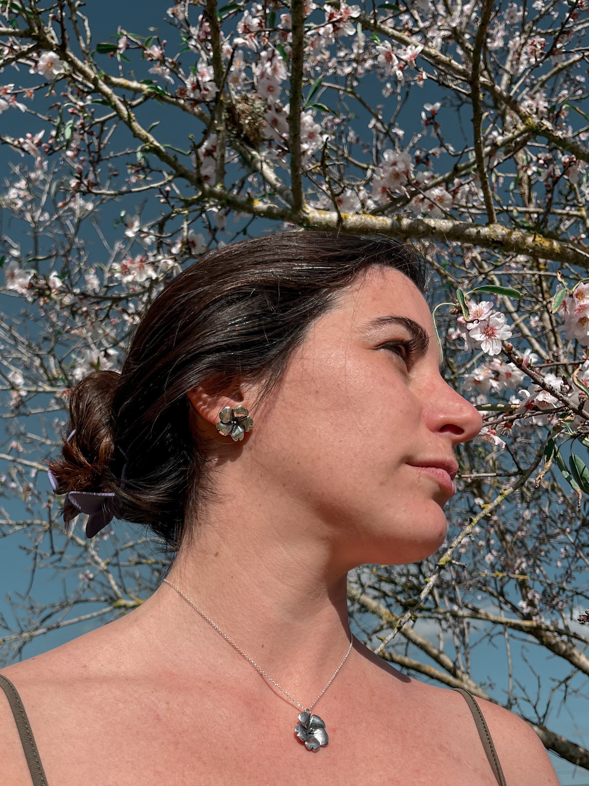 Colgante flor de almendro